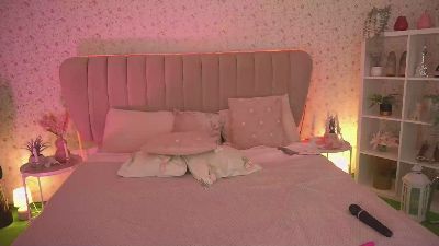 KiraRoxx live cam on Cam4