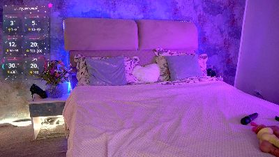 KiraRoxx live cam on Cam4