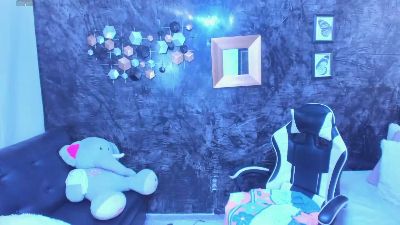 Kira_Blake live cam on Cam4