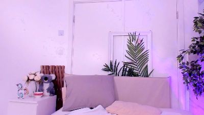 Kirana_Hayes live cam on Cam4