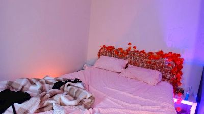 Kirana_Hayes live cam on Cam4