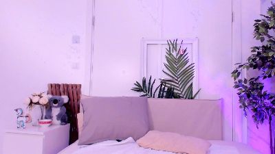 Kirana_Hayes live cam on Cam4
