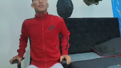 KirosSinclair live cam on Cam4