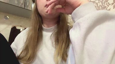 KirstinRuetz live cam on Cam4