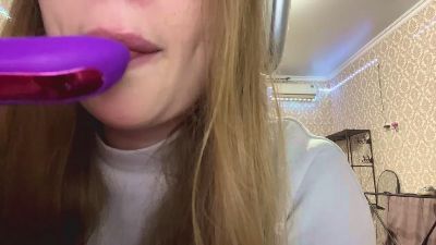 KirstinRuetz live cam on Cam4