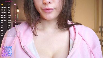 KishaHausrath live cam on Cam4