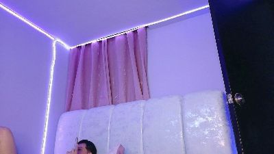 Kitie_Paw live cam on Cam4