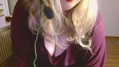 KitsuneAiko live cam on Cam4