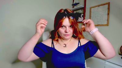 KittenGingerxo live cam on Cam4