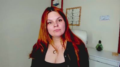 KittenGingerxo live cam on Cam4