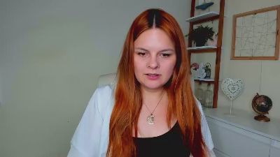KittenGingerxo live cam on Cam4