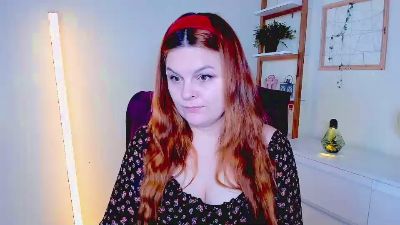 KittenGingerxo live cam on Cam4