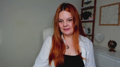 KittenGingerxo live cam on Cam4