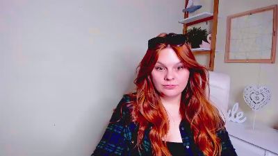 KittenGingerxo live cam on Cam4