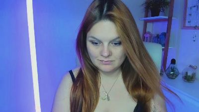 KittenGingerxo live cam on Cam4