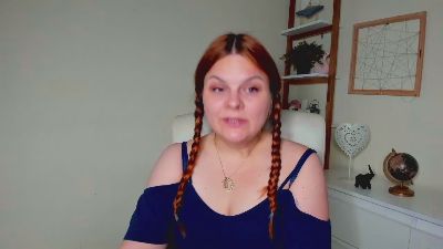 KittenGingerxo live cam on Cam4