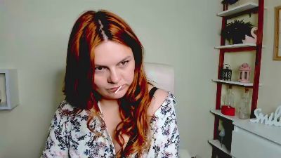 KittenGingerxo live cam on Cam4