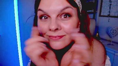 KittenGingerxo live cam on Cam4