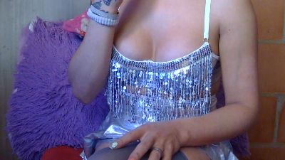 Kittipame04 live cam on Cam4