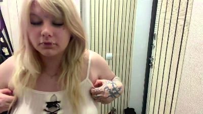 KittyGosvener live cam on Cam4