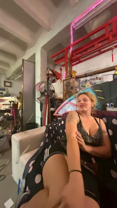 KittyKinks webcam