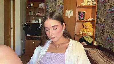 KittyNoSkirty live cam on Cam4