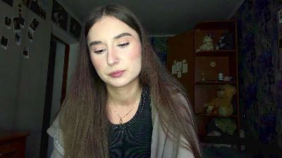 KittyNoSkirty live cam on Cam4