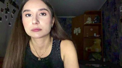 KittyNoSkirty live cam on Cam4