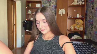 KittyNoSkirty live cam on Cam4