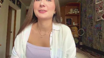 KittyNoSkirty live cam on Cam4