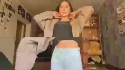 KittyNoSkirty live cam on Cam4