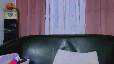 KittyWooW live cam on Cam4