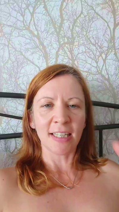 Kitty_6_6_6 live cam on Cam4
