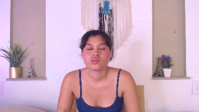 Kitty_Desire2 live cam on Cam4