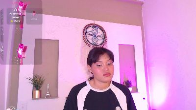 Kitty_Desire2 live cam on Cam4