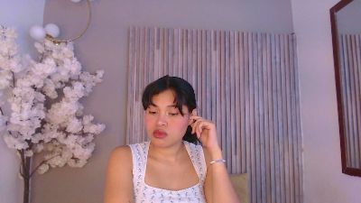 Kitty_Desire2 live cam on Cam4