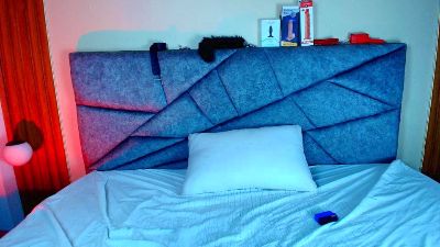 Kitty_Vixen live cam on Cam4