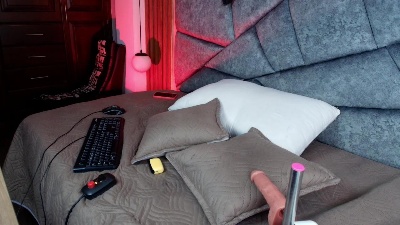 Kitty_Vixen live cam on Cam4