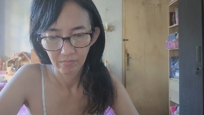 Kittyanaa live cam on Cam4