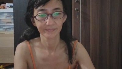 Kittyanaa live cam on Cam4