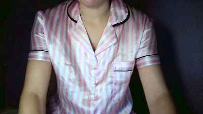 Kittyhot2569 live cam on Cam4
