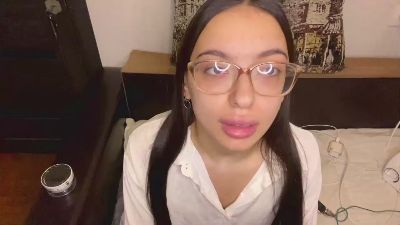 KiyokoBonardi live cam on Cam4