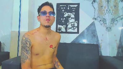 Klar_Blessed live cam on Cam4