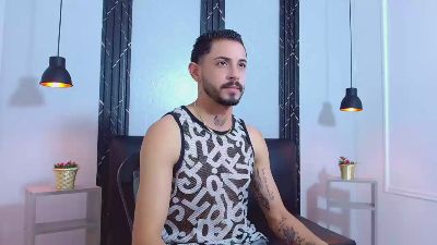 Klark_kent Live Cam on Cam4
