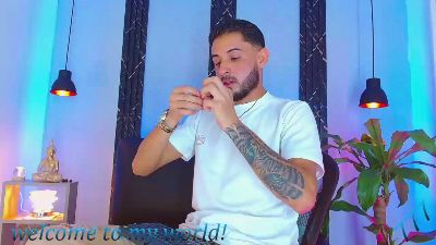 Klark_kent live cam on Cam4