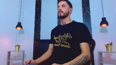 Klark_kent live cam on Cam4