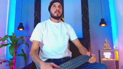 Klark_kent live cam on Cam4