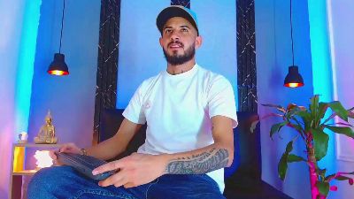 Klark_kent live cam on Cam4