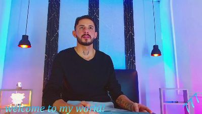 Klark_kent live cam on Cam4