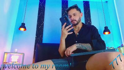 Klark_kent live cam on Cam4